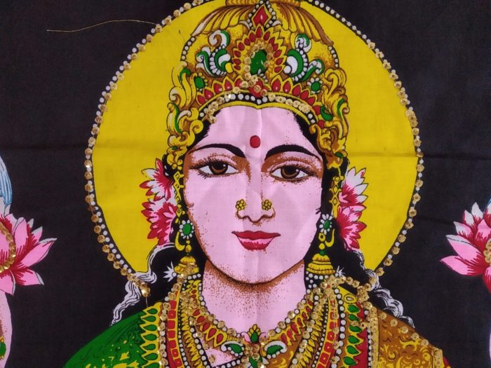 Painel grande clássico de deidade hindu Lakshmi 110cm