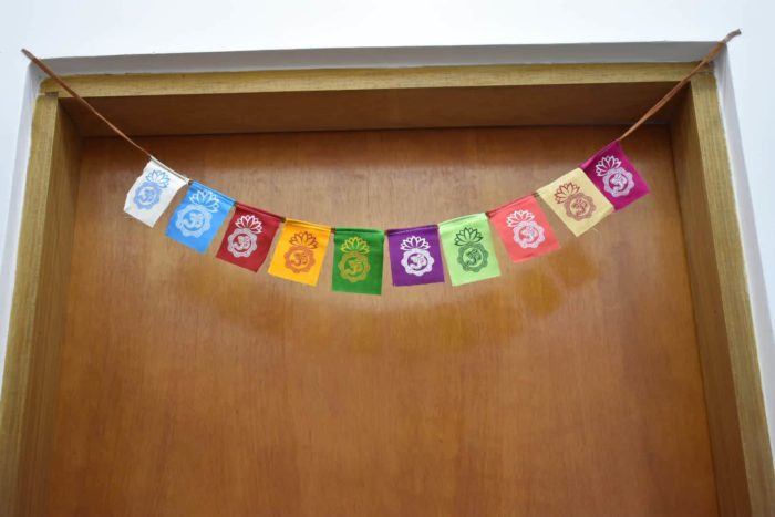 Bandeiras tibetanas de oração com símbolos do OM (7.0cm x 5.5cm) P