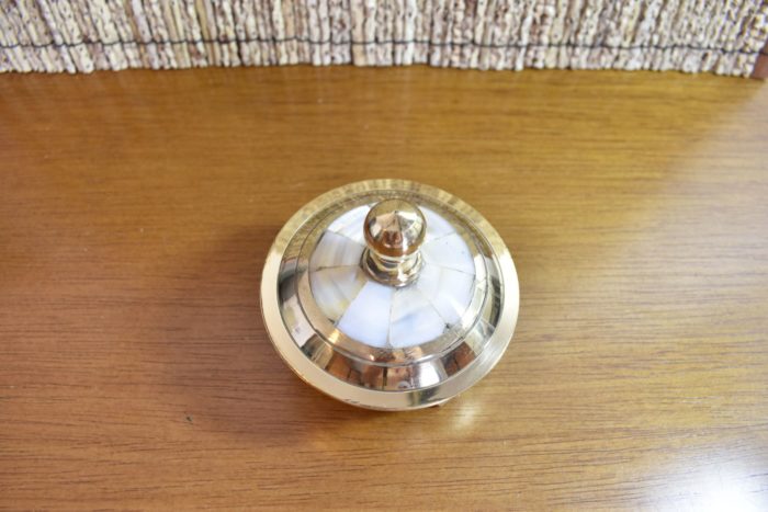 Mini porta jóias indiano de bronze com madrepérolas