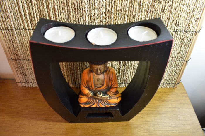 Luminária de velas com Buda