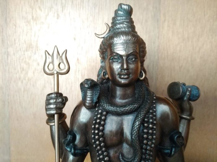 Estátua do Deus Shiva em pose de lótus 20 cm