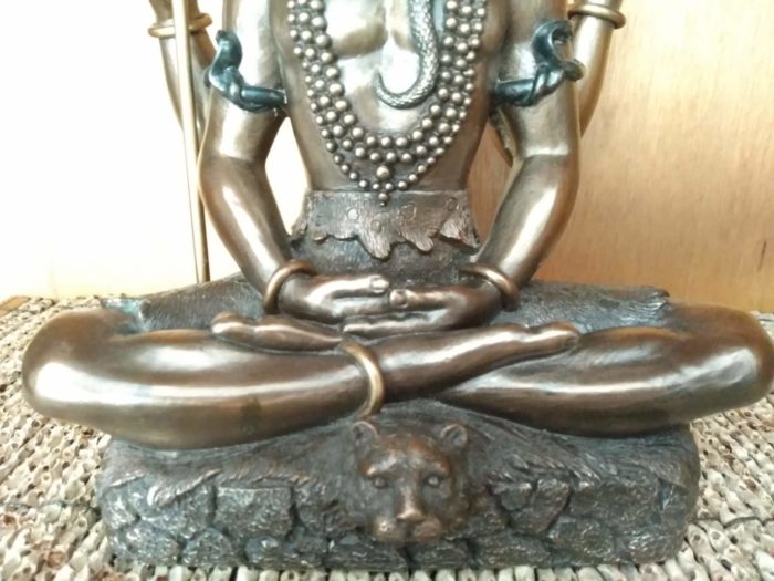 Estátua do Deus Shiva em pose de lótus 20 cm