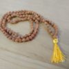 Japamala de sementes de Rudraksha (semente de 5mm e 35 cm de cordão)