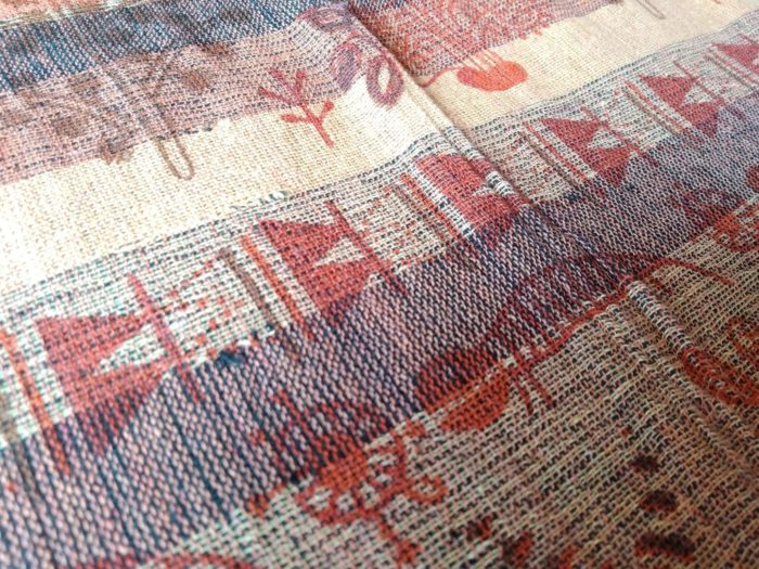 Colcha indiana 100% algodão - Estampa Rupestre (2.40 m x 2.05 m) tons terrosos