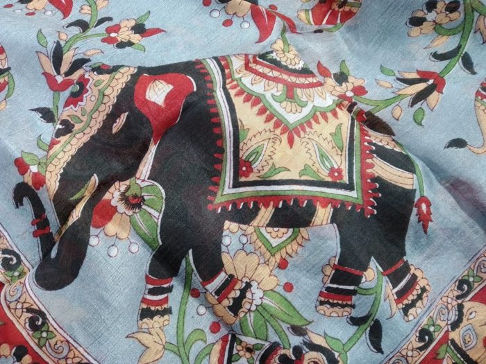 Lenço indiano de seda 100% estampado de elefantes azul