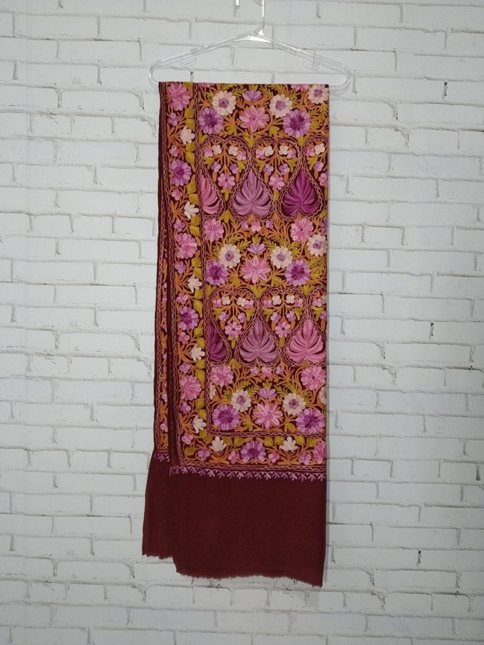 Xale indiano de lã 100% com bordado estilo Kashmir floral