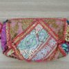 Bolsa indiana Clutch Banjara bordada a mão rosa floral