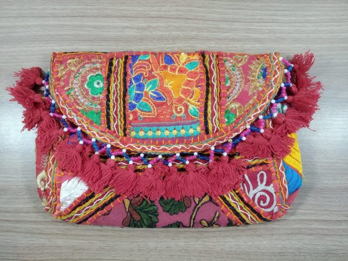 bolsa indiana bordada