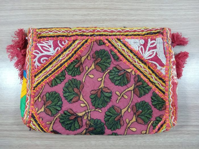 Bolsa indiana Clutch Banjara bordada a mão vermelha