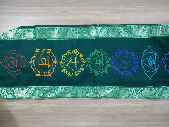 Porta mat indiano para Yoga 7 chakras bordados a mão verde