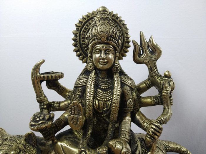 Deusa hindu Durga em metal brass 22cm