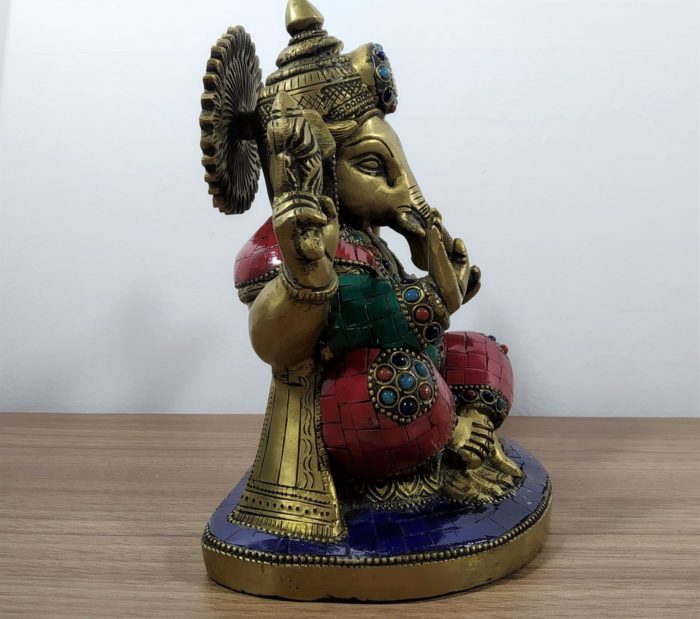 Estátua de Ganesha em bronze com pedras naturais embutidas 17 cm