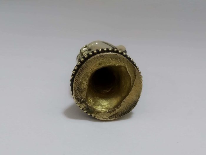 Mini busto Cabeça de Buda em metal com embutimento de pedras naturais VII