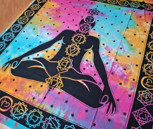 Panô indiano com técnica Tie Dye estampa de Iogue e Chakras 2,40m