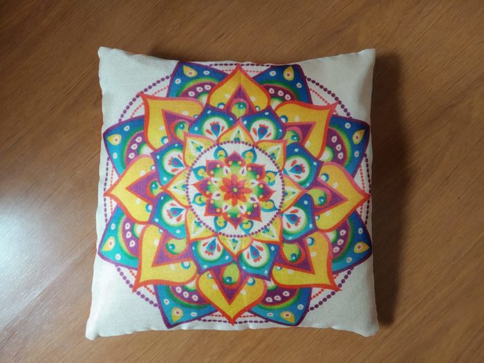 Capa de almofada de mandala indiana 40cm