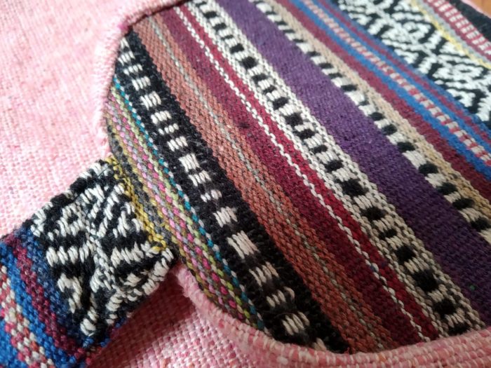 Porta mat indiano para Yoga estampa de OM rosa e color