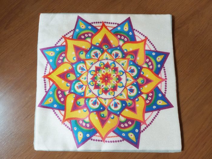 almofada de mandala indiana
