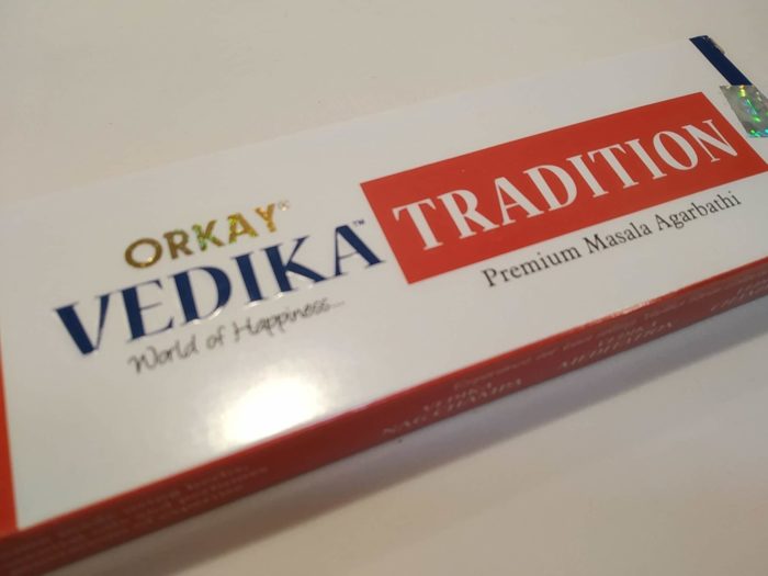 Incenso Vedika Tradition Premium Massala Agarbathi 40g