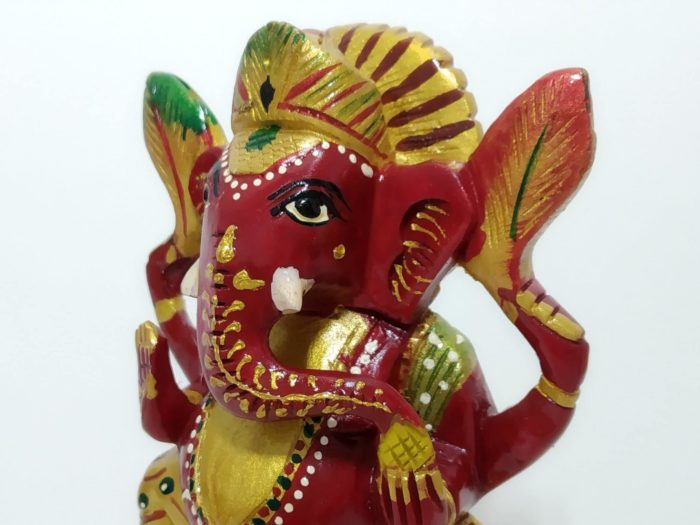 IMG_20200716_194904 Estatueta de Ganesha esculpida em madeira e pintura color 16 cm