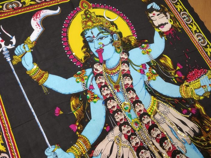 Panô decorativo de tecido da Deusa Kali 110cm