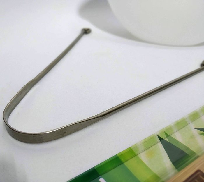 Kit higiene com pote Jala Neti, Escova de dente de bambu e limpador de língua inox