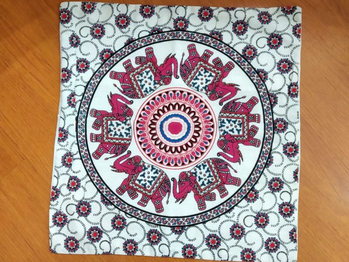capa de almofada indiana com mandala
