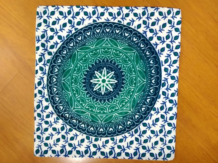 IMG_20200829_182743 capa de almofada com mandala