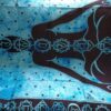Panô indiano com técnica Batik estampa de Iogue e Chakras azul (200 cm x 135 cm)