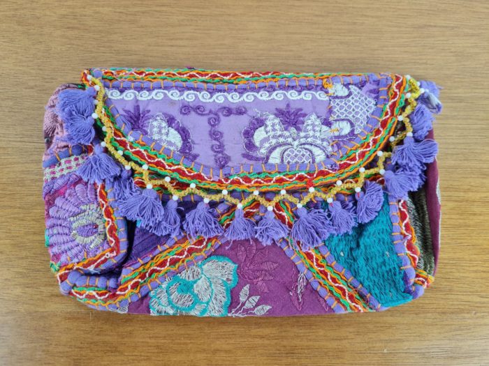 20210201_181954 bolsa indiana banjara lilás