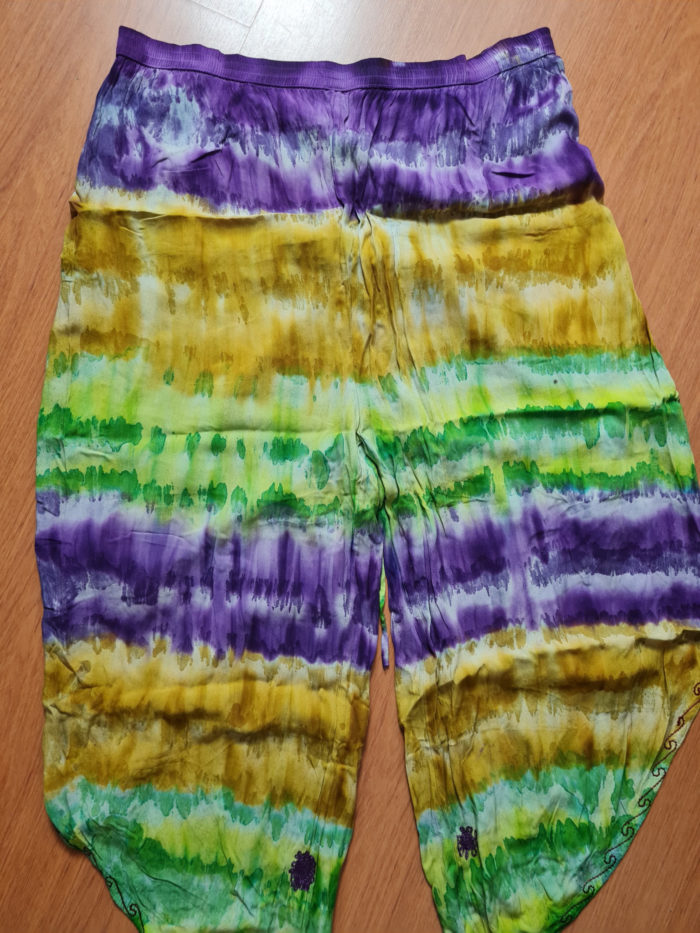 Calça indiana feminina com técnica Tie Dye tricolor