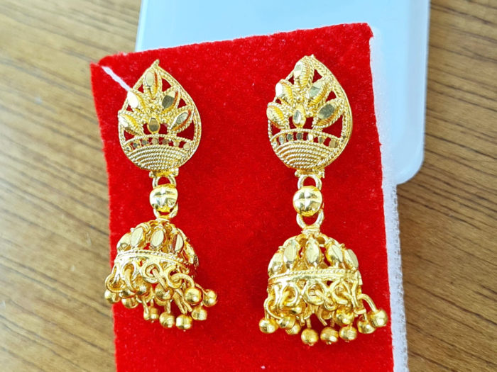 Brinco Jhumka indiano dourado