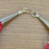 Max colar tibetano de mandala com pedrarias vermelhas e dourado