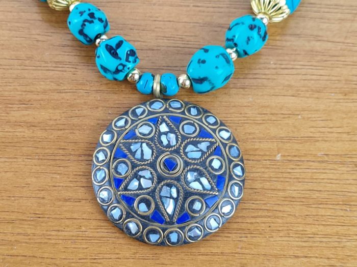 Max colar tibetano de mandala com pedrarias Lápis Lazuli