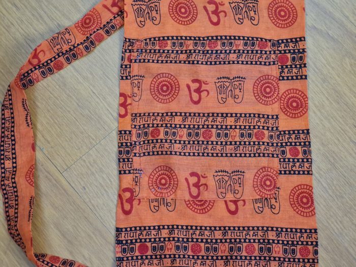 Porta mat indiano para Yoga estampa de OM laranja