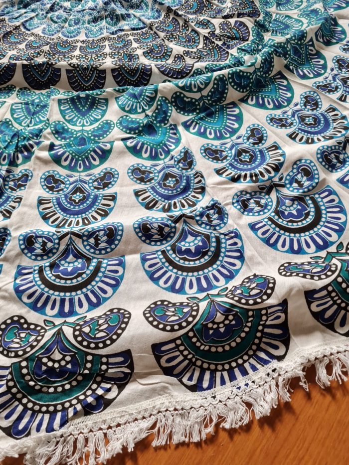 Canga indiana grande redonda mandala com franjas azul e verde