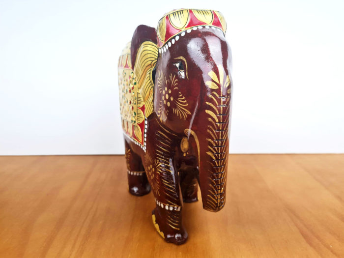 Elefante indiano de madeira com pintura à mão 22 cm