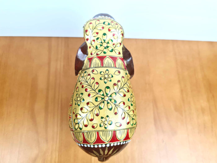 Elefante indiano de madeira com pintura à mão 22 cm