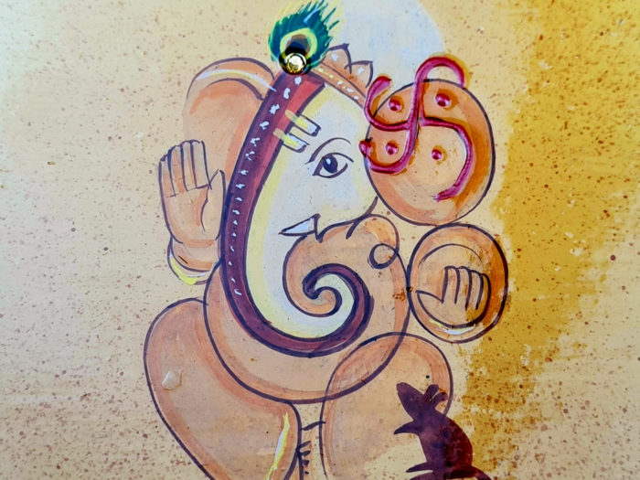 20211003_122342 Porta chaves artesanal com pintura de Ganesha