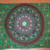 20211019_152113 Canga indiana grande com mandala e franjas verde e color