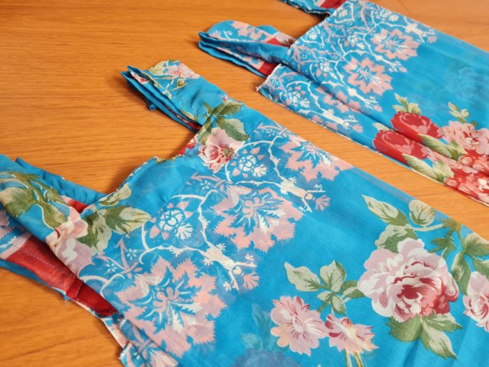 20211019_154810 Cortina de sari indiana estampa floral azul e vermelho