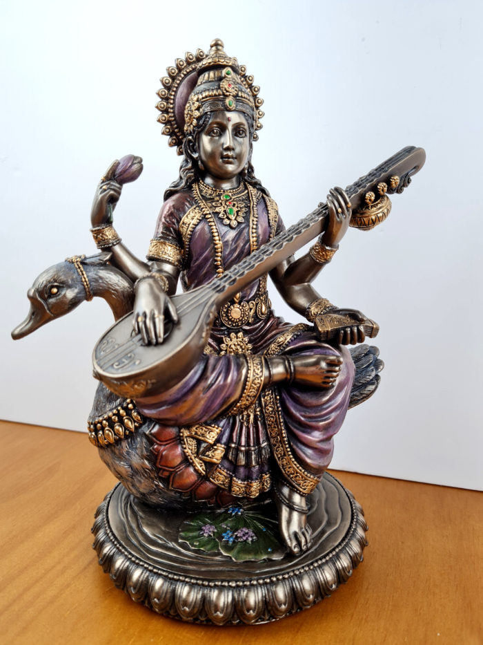 Estátua de Deusa Saraswati e o Cisne 20cm by Veronese Design