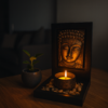 20251113_2115_Decoração Serenidade ao Entardecer_remix_01k9zvbtv8esc9zcq8w6w8c6vq Porta velas de Buda pra iluminar 15cm