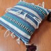 Almofada Balinesa algodão design étnico com tassel nas pontas 40cm