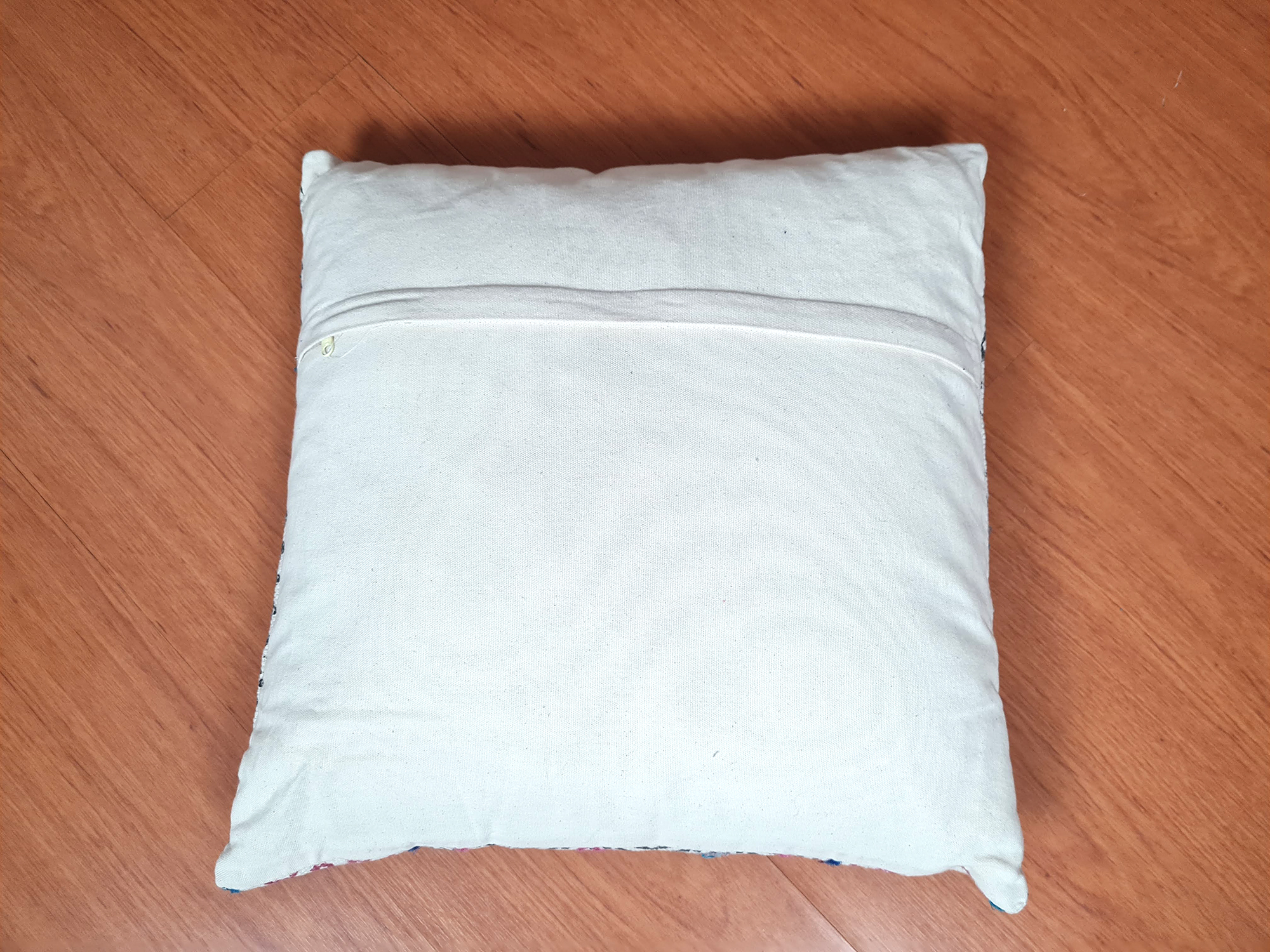 Almofada Balinesa algodão indiana com técnica block-printing 40cm