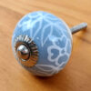 Kit com 3 puxadores decorativos indianos floral azul claro