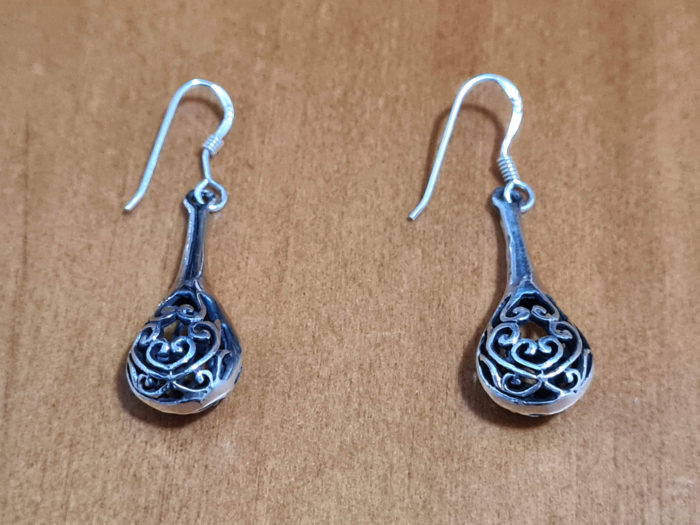 Brinco Boho de prata 925 design gota de arabescos