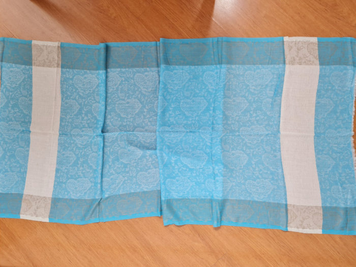 Pashimina indiana de cashmere estampa paisleys azul e creme