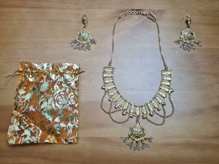 20220912_185133 conjunto de colar e brincos indianos para festa (para usar com saree fica lindo)