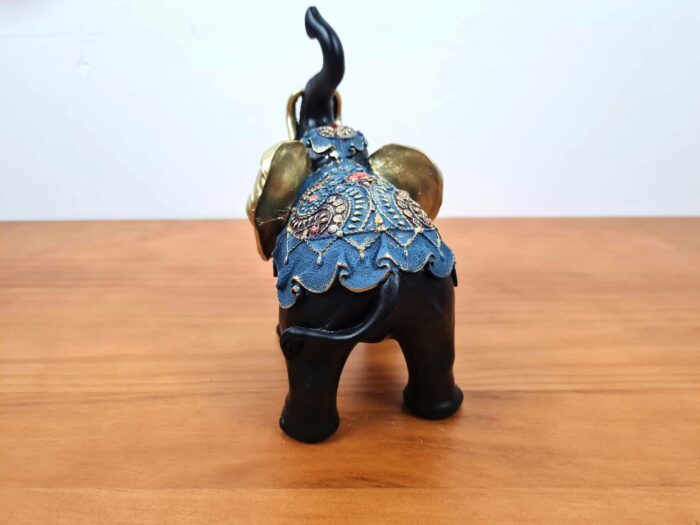 Elefante indiano de madeira com incrustações douradas 20 cm