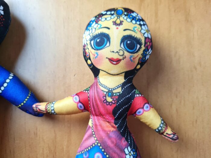 Bonecos do casal Radha & Krishna de tecido 20cm